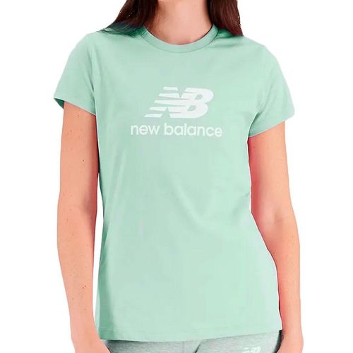 Camiseta New Balance Essentials Feminino