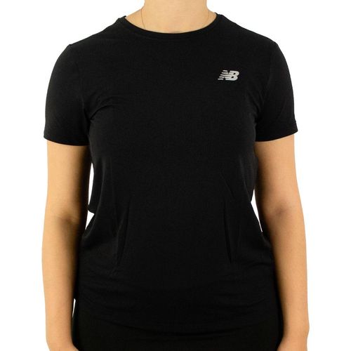 Camiseta New Balance Sport Essentials Feminino